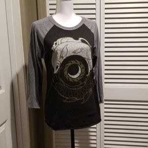 Tee shirt by Curbside